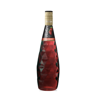 Strawberry liqueur